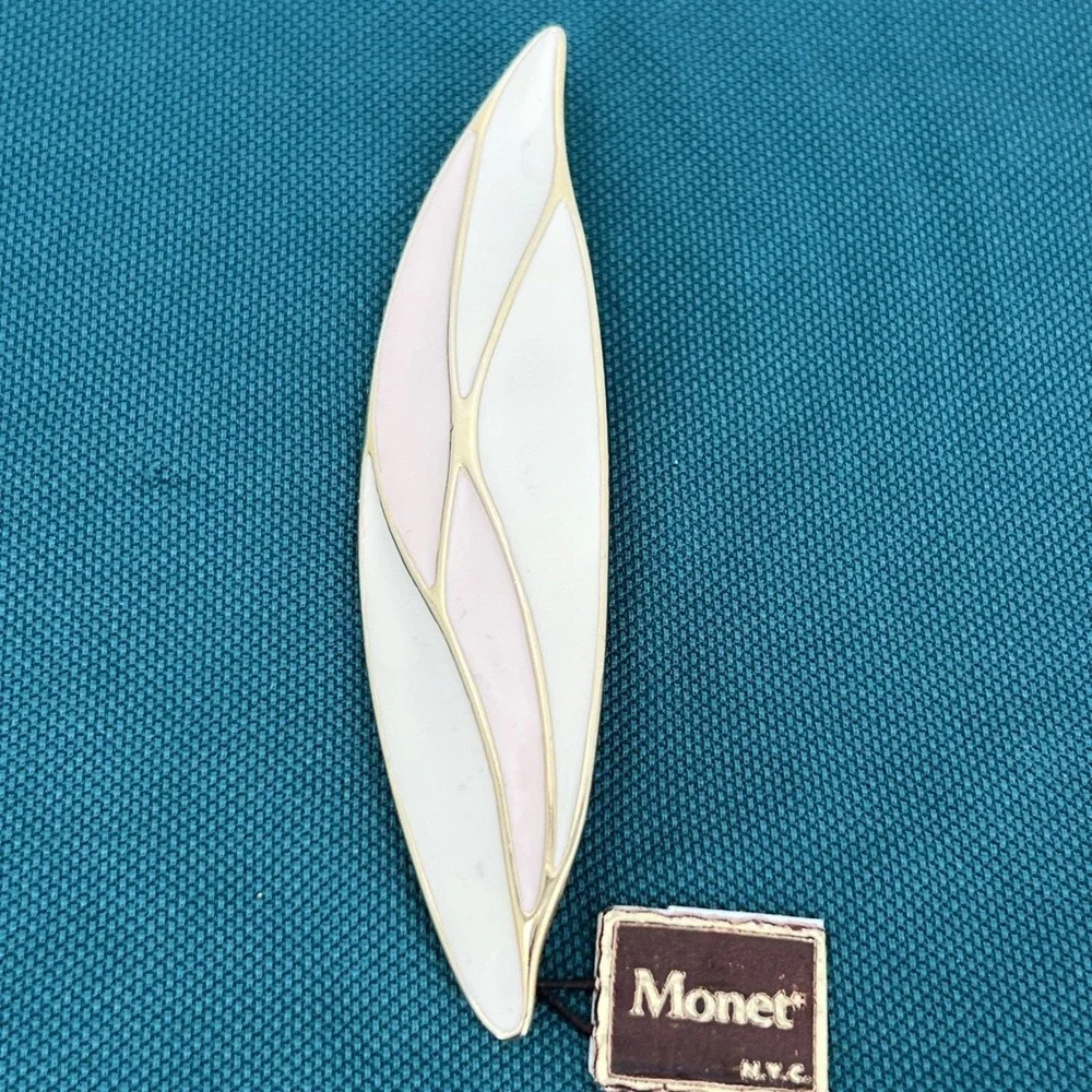 Monet new tag